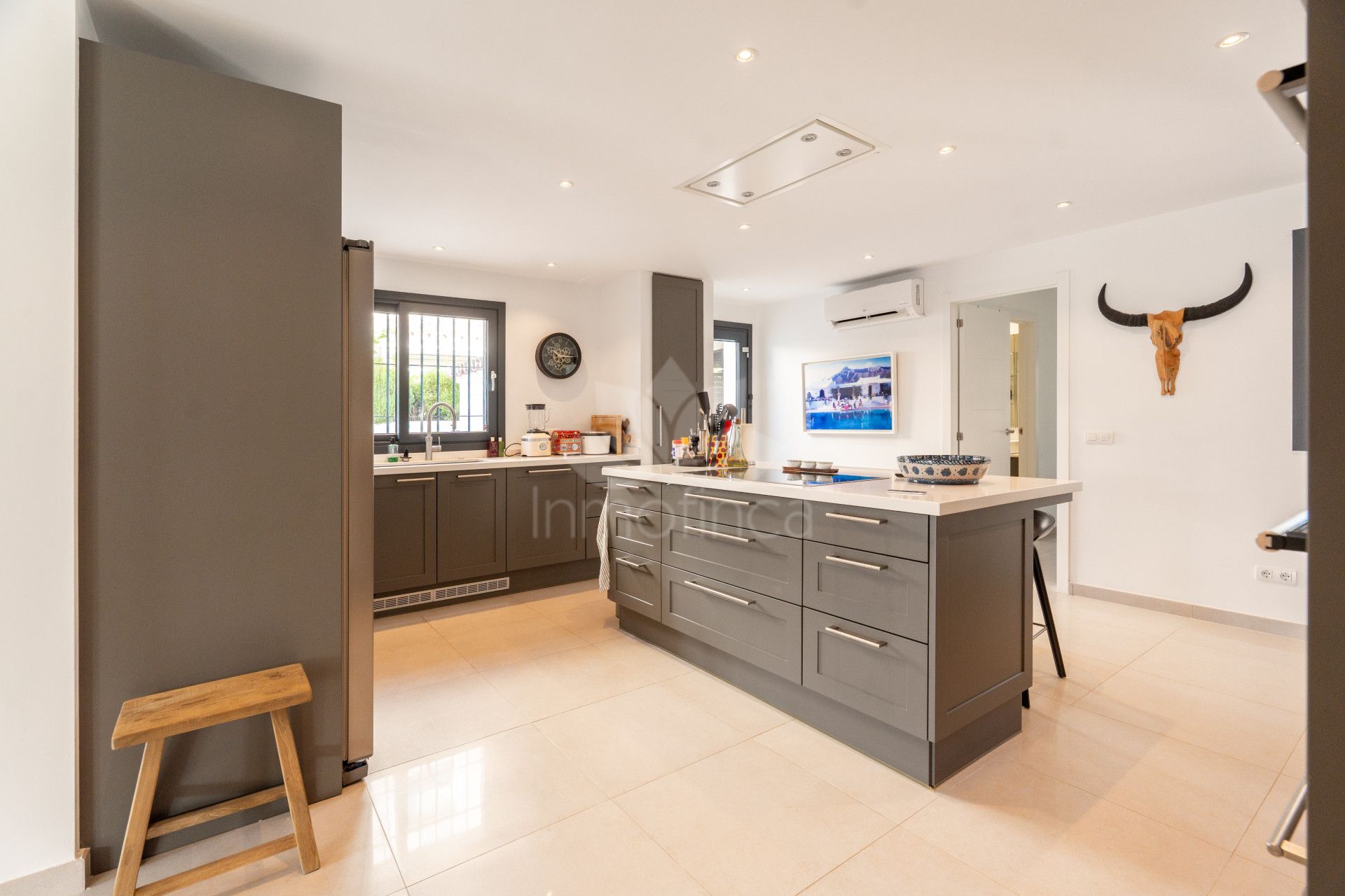 Villa in Parcelas del Golf, Marbella