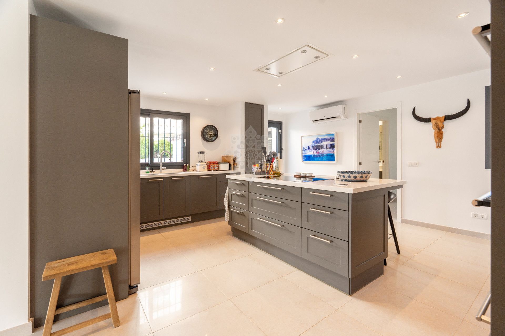 Villa in Parcelas del Golf, Marbella