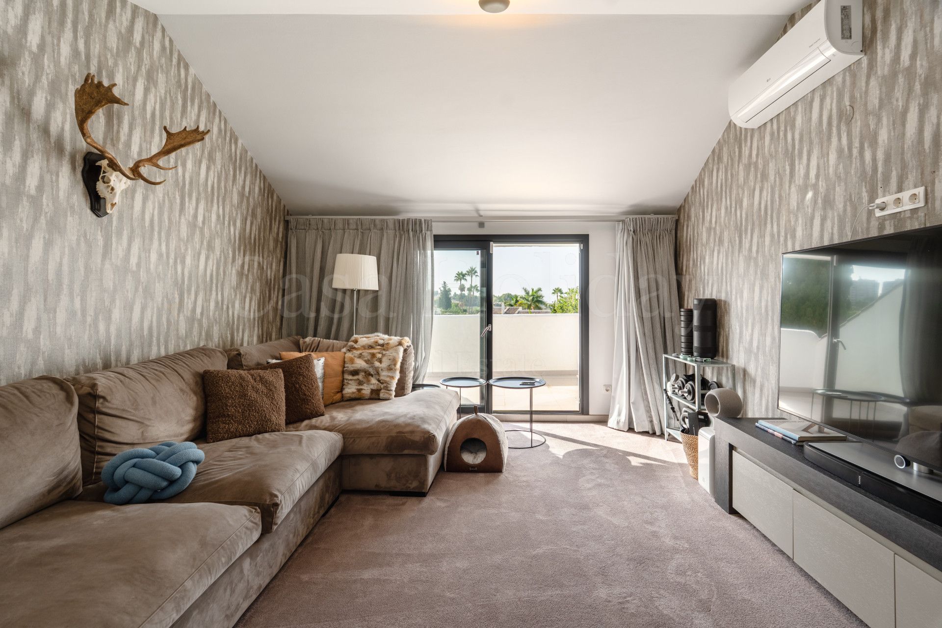 Villa in Parcelas del Golf, Marbella