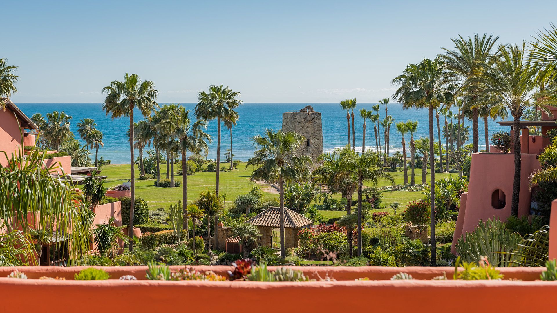 Atico Duplex en Torre Bermeja, Estepona