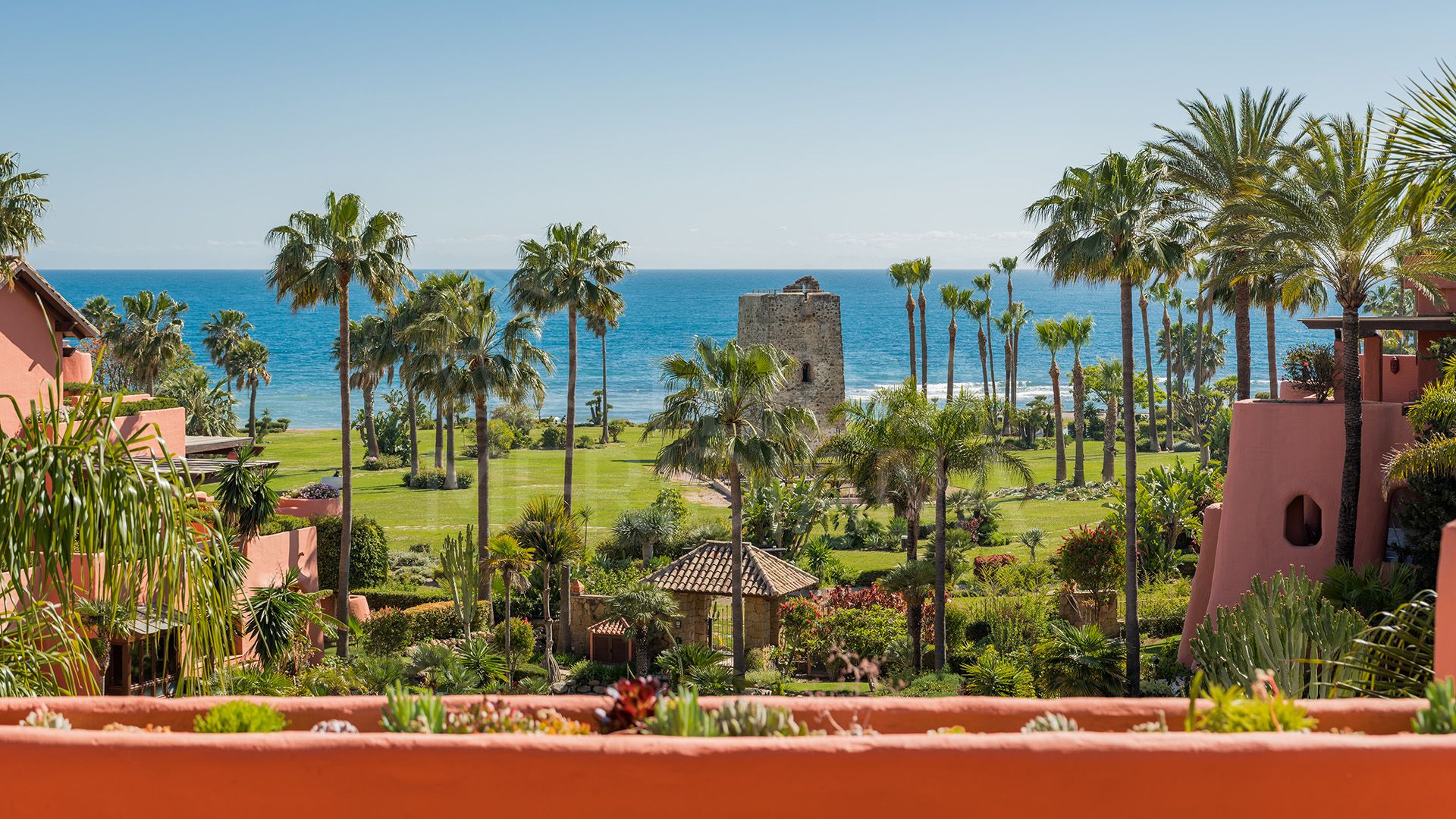 Duplex Penthouse in Torre Bermeja, Estepona