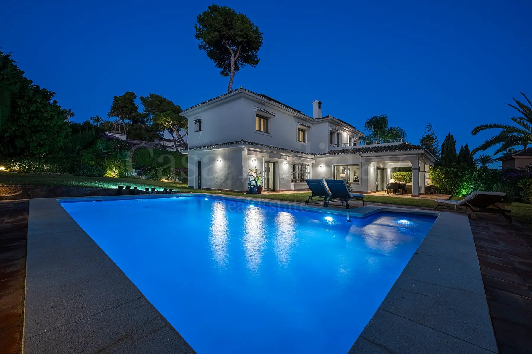 Villa in Los Monteros Playa, Marbella