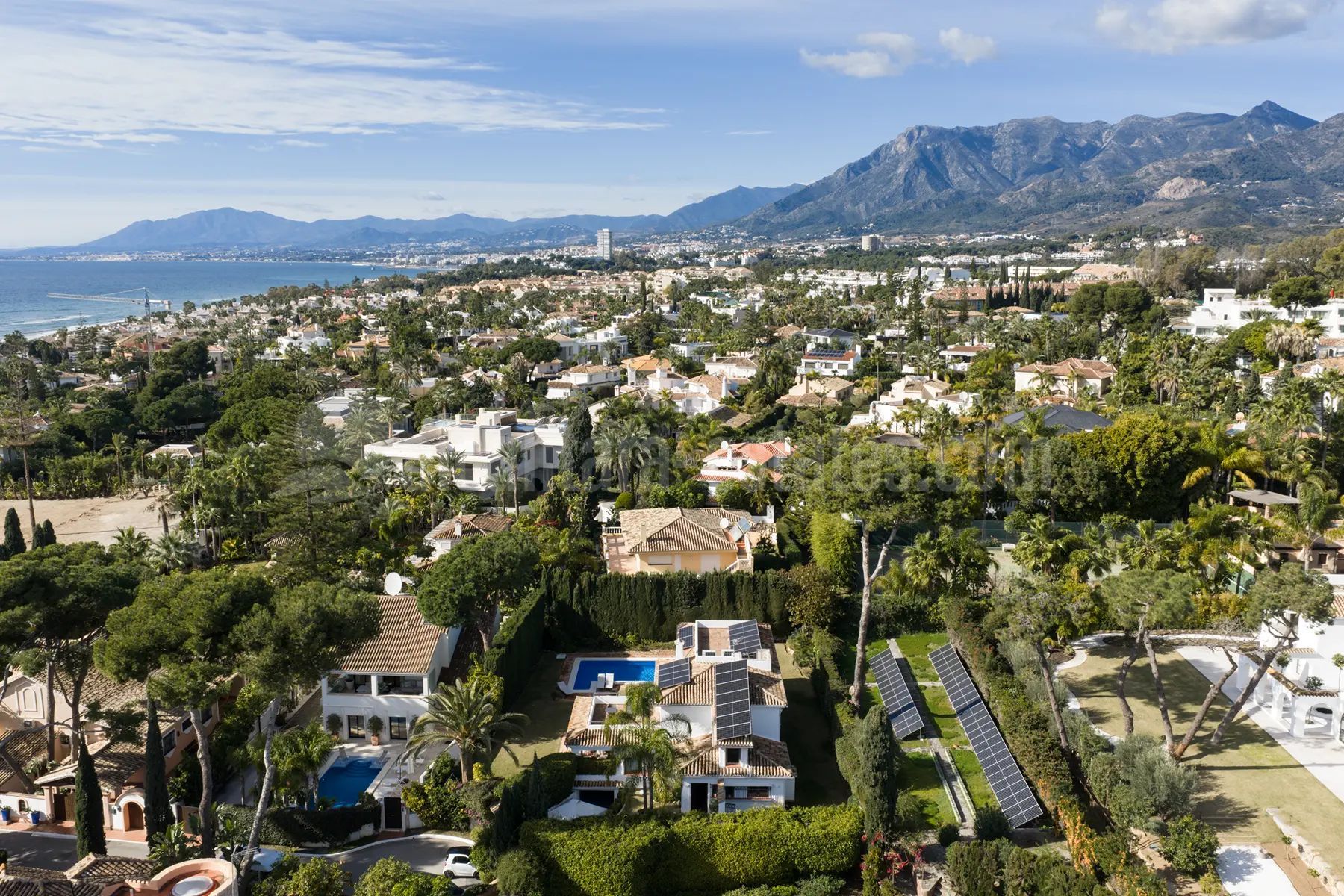 Villa in Los Monteros Playa, Marbella