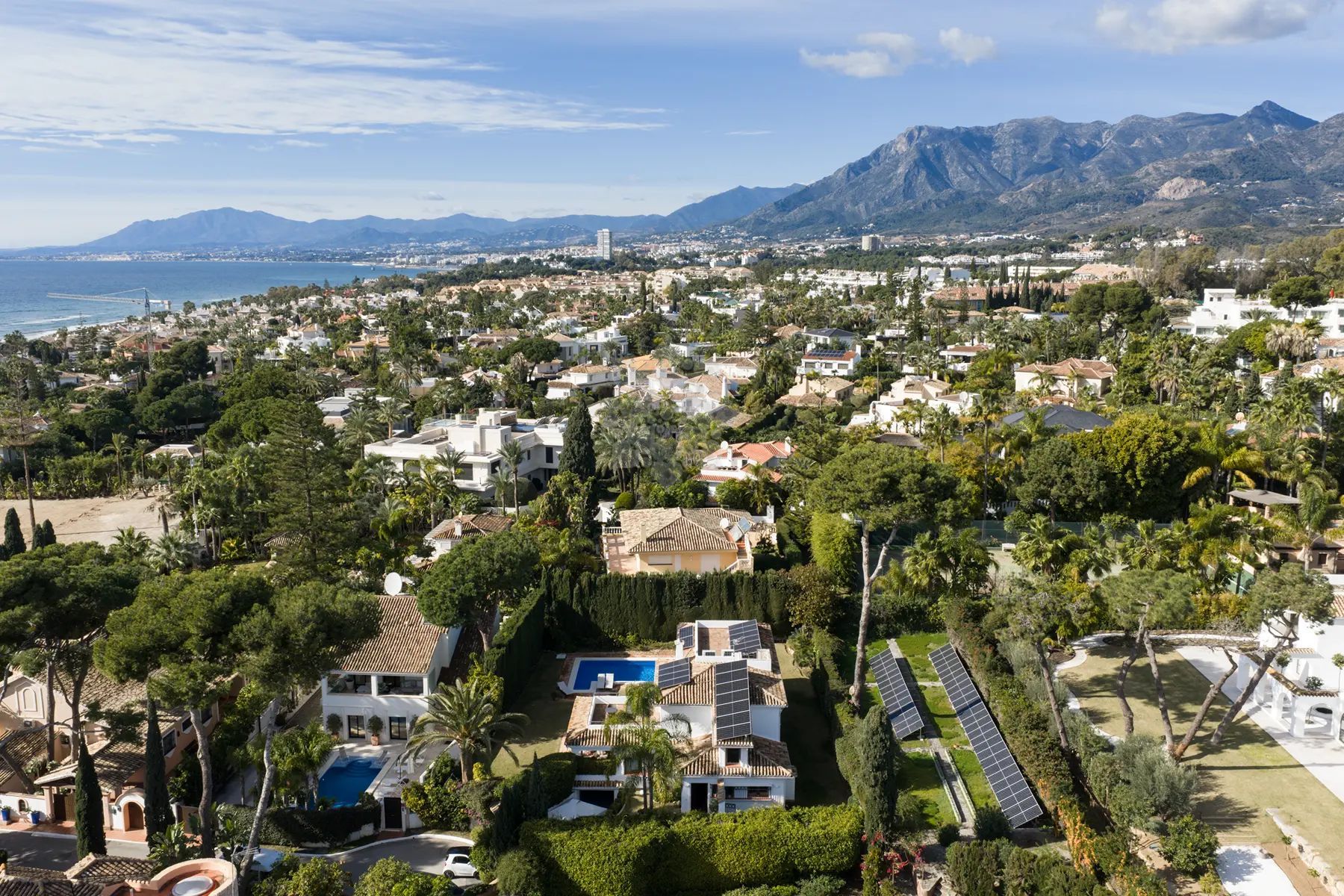 Villa en Los Monteros Playa, Marbella