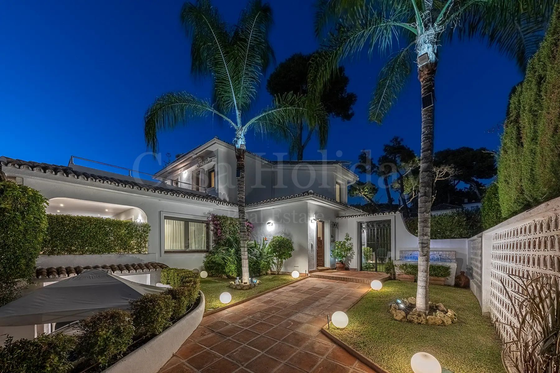 Villa in Los Monteros Playa, Marbella