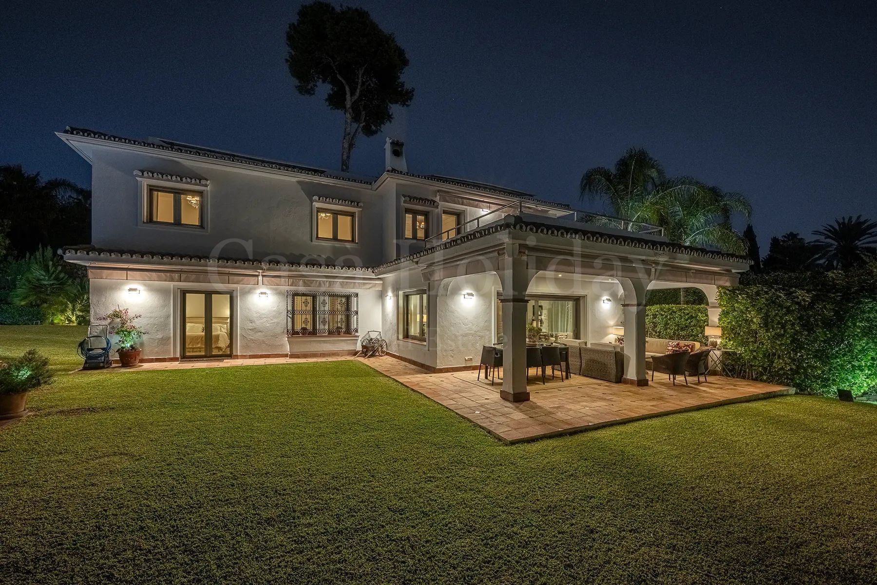 Villa in Los Monteros Playa, Marbella