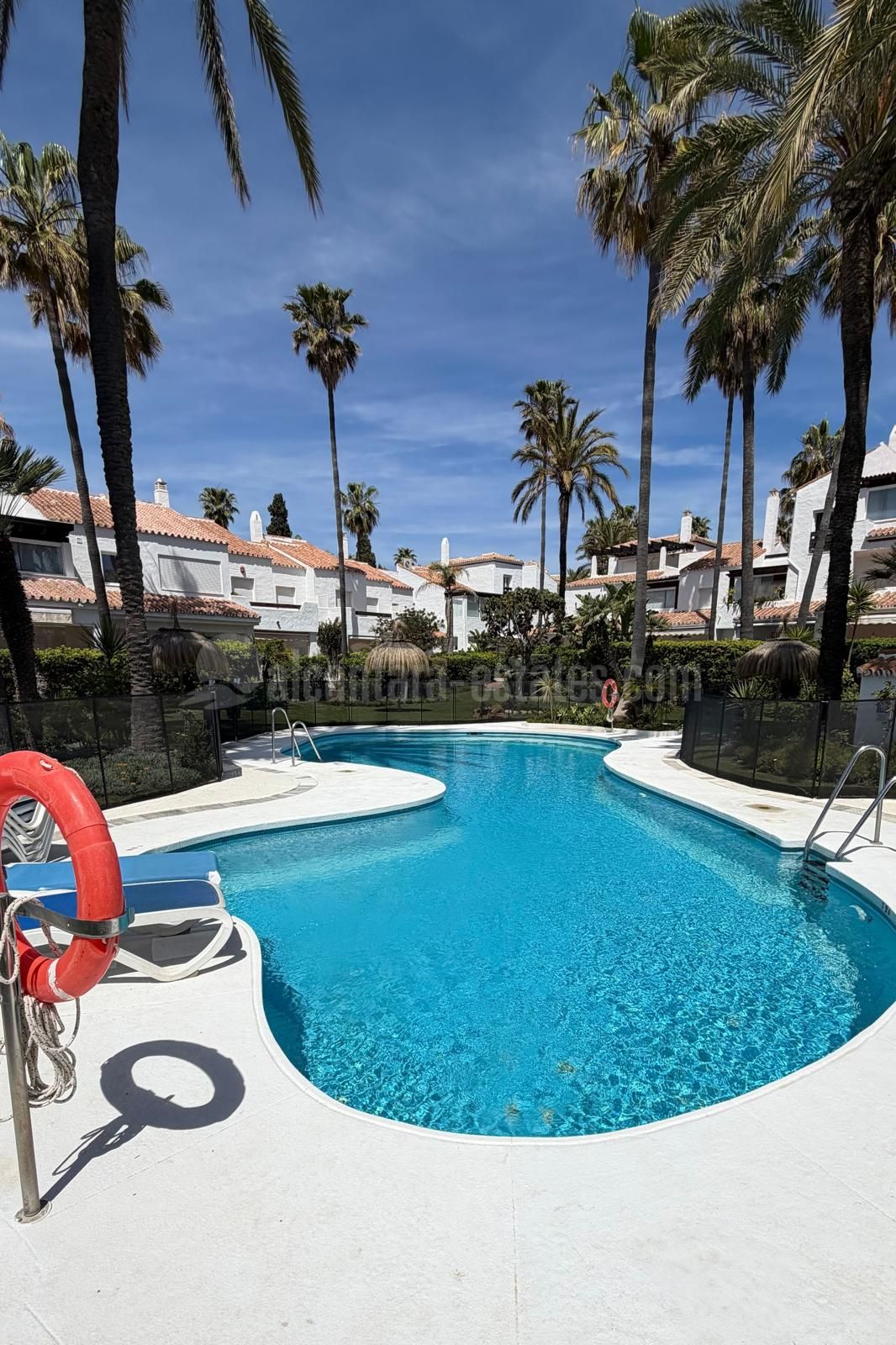 Apartamento en Bahia de Marbella, Marbella
