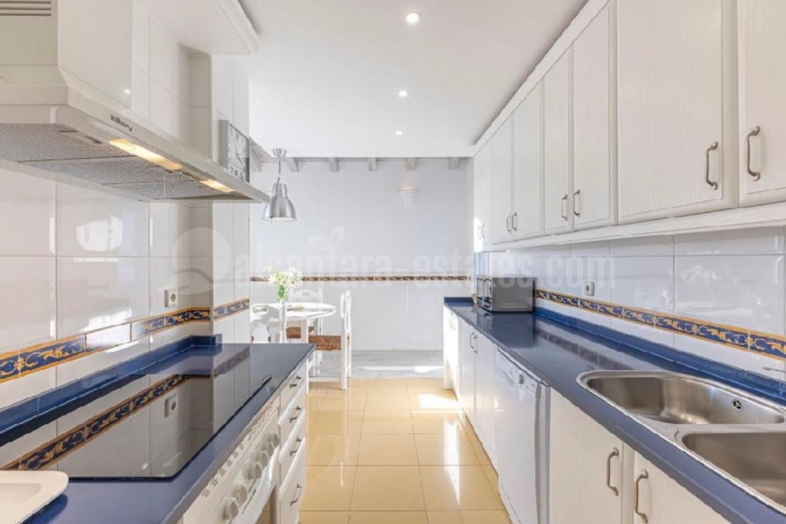 Apartamento en Bahia de Marbella, Marbella