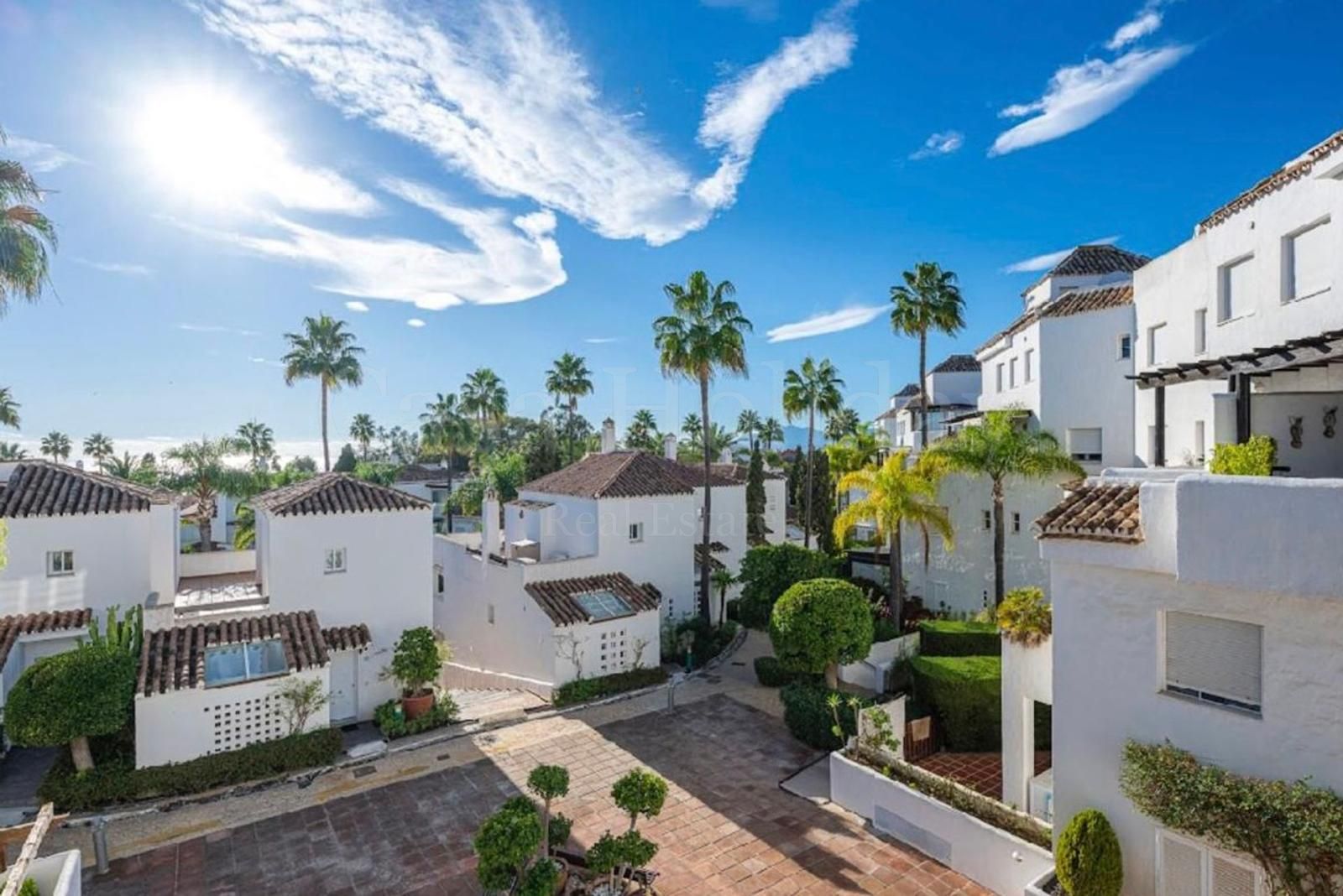 Apartment in Bahia de Marbella, Marbella