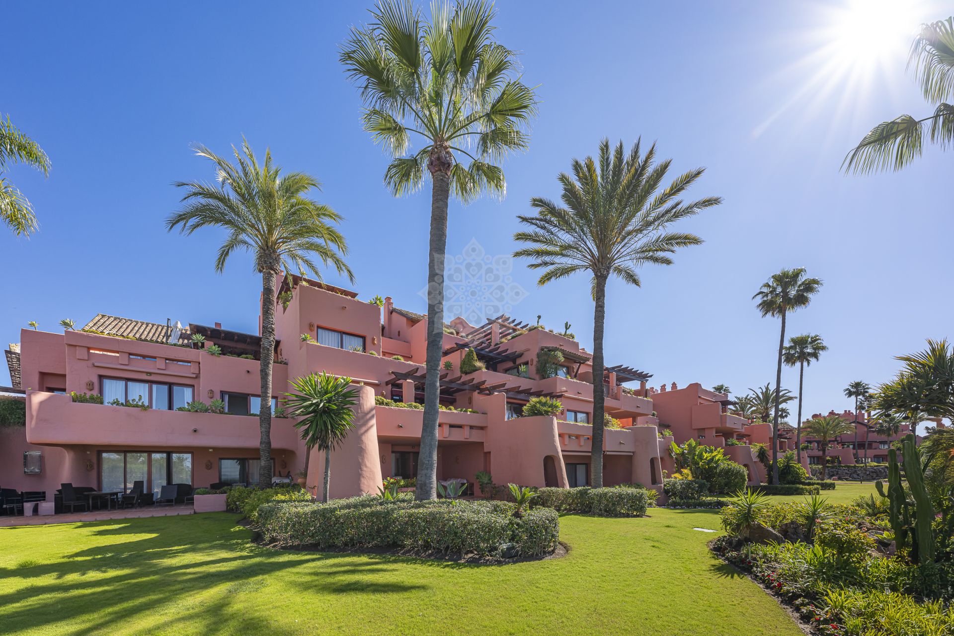 Ground Floor Apartment in Cabo Bermejo, Estepona