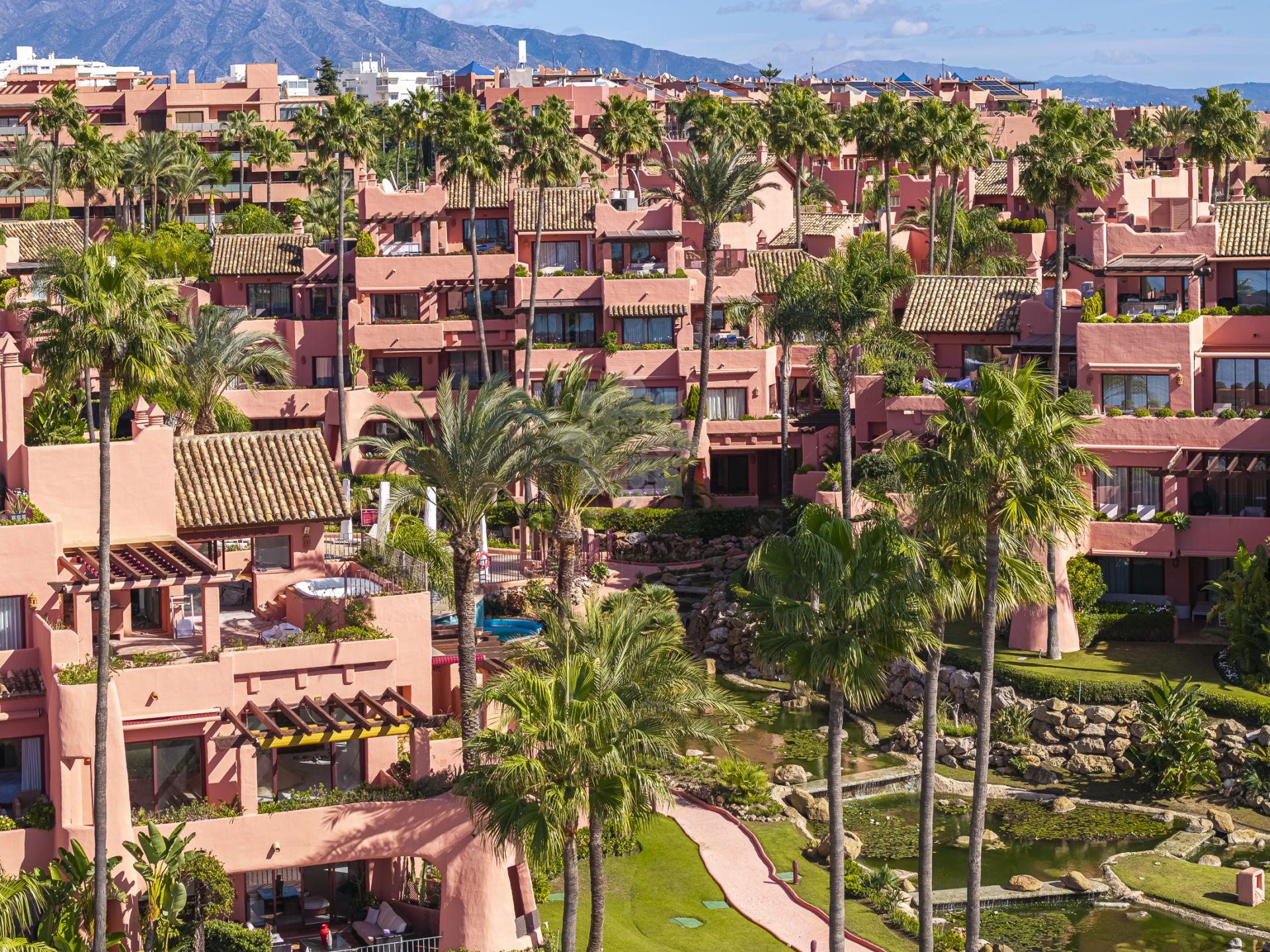 Ground Floor Apartment in Cabo Bermejo, Estepona