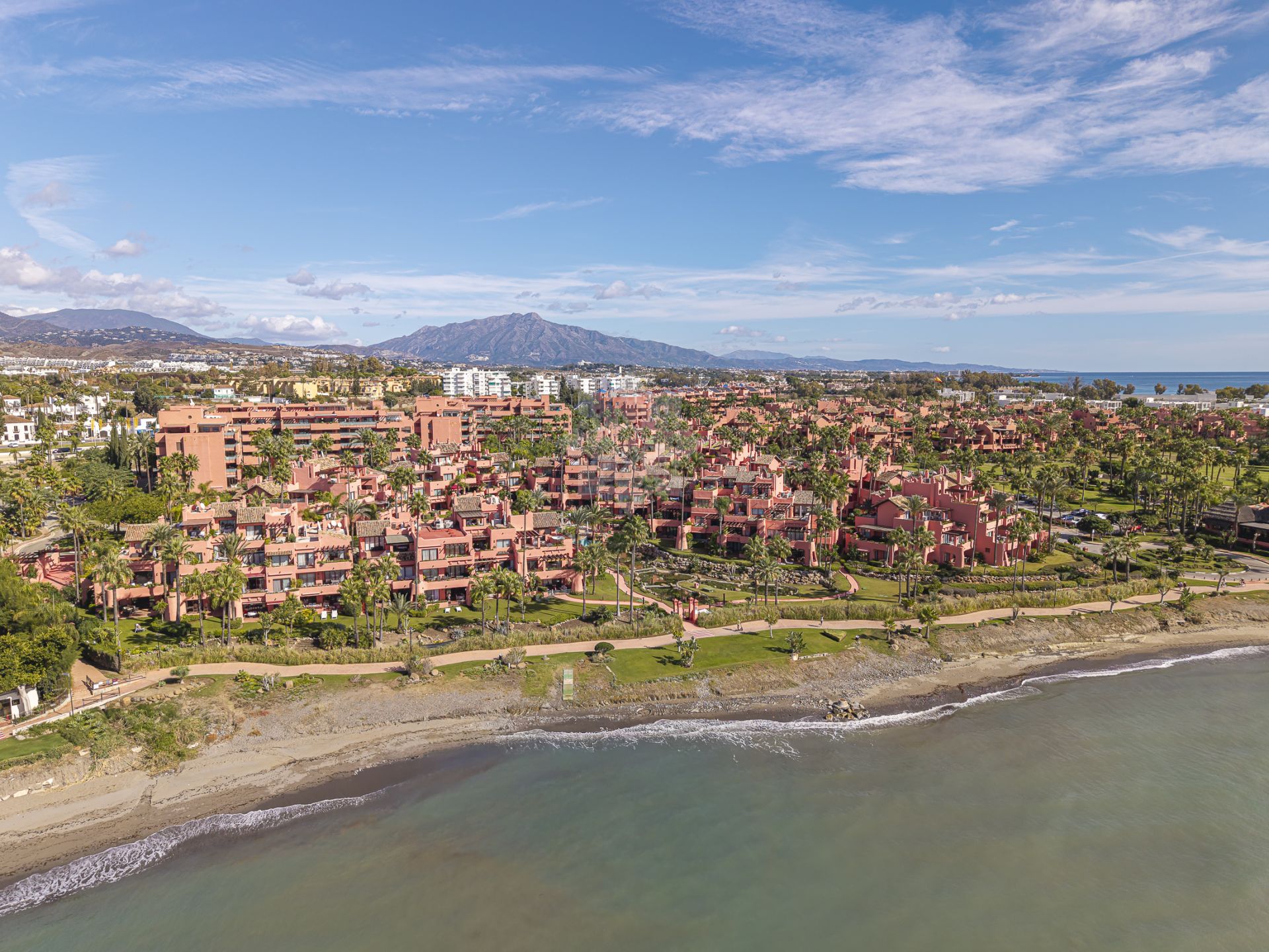 Ground Floor Apartment in Cabo Bermejo, Estepona