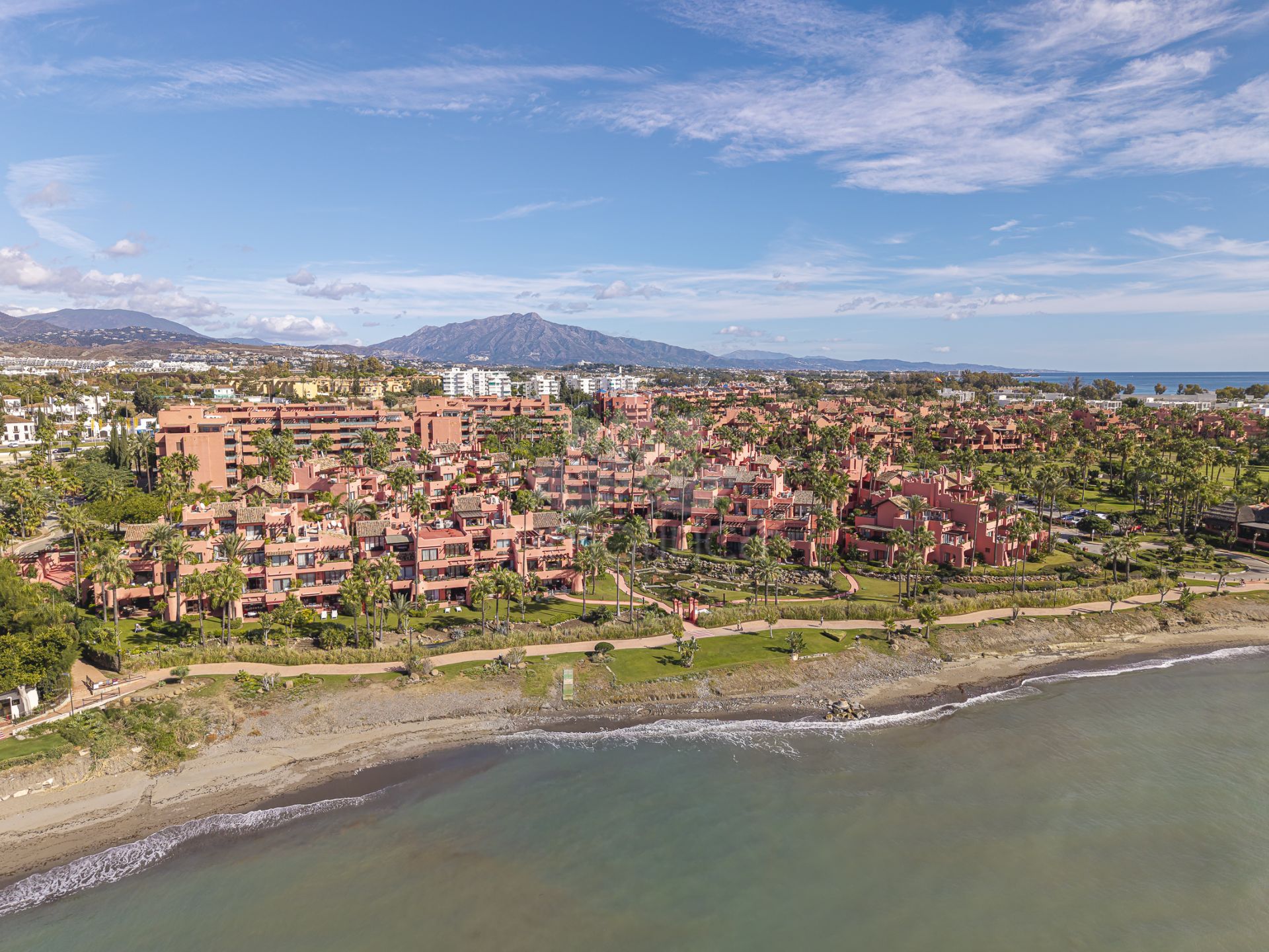 Ground Floor Apartment in Cabo Bermejo, Estepona