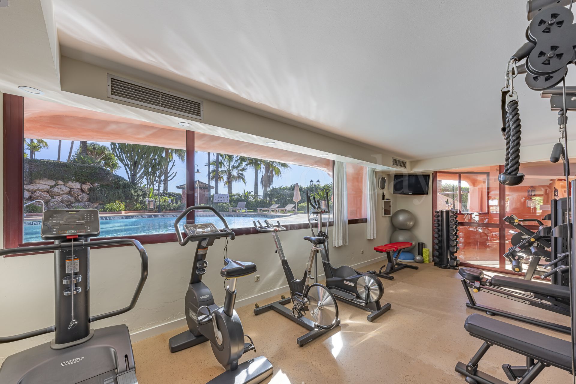 Apartamento Planta Baja en Menara Beach, Estepona