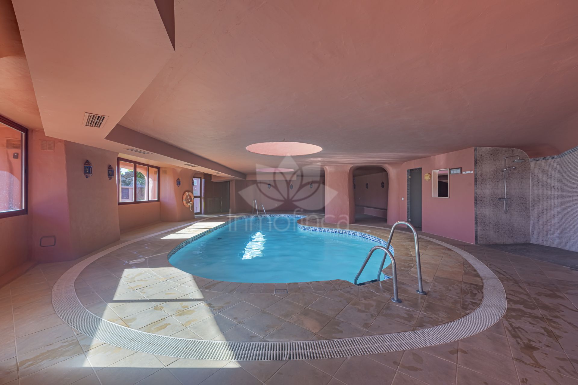 Ground Floor Apartment in Menara Beach, Estepona