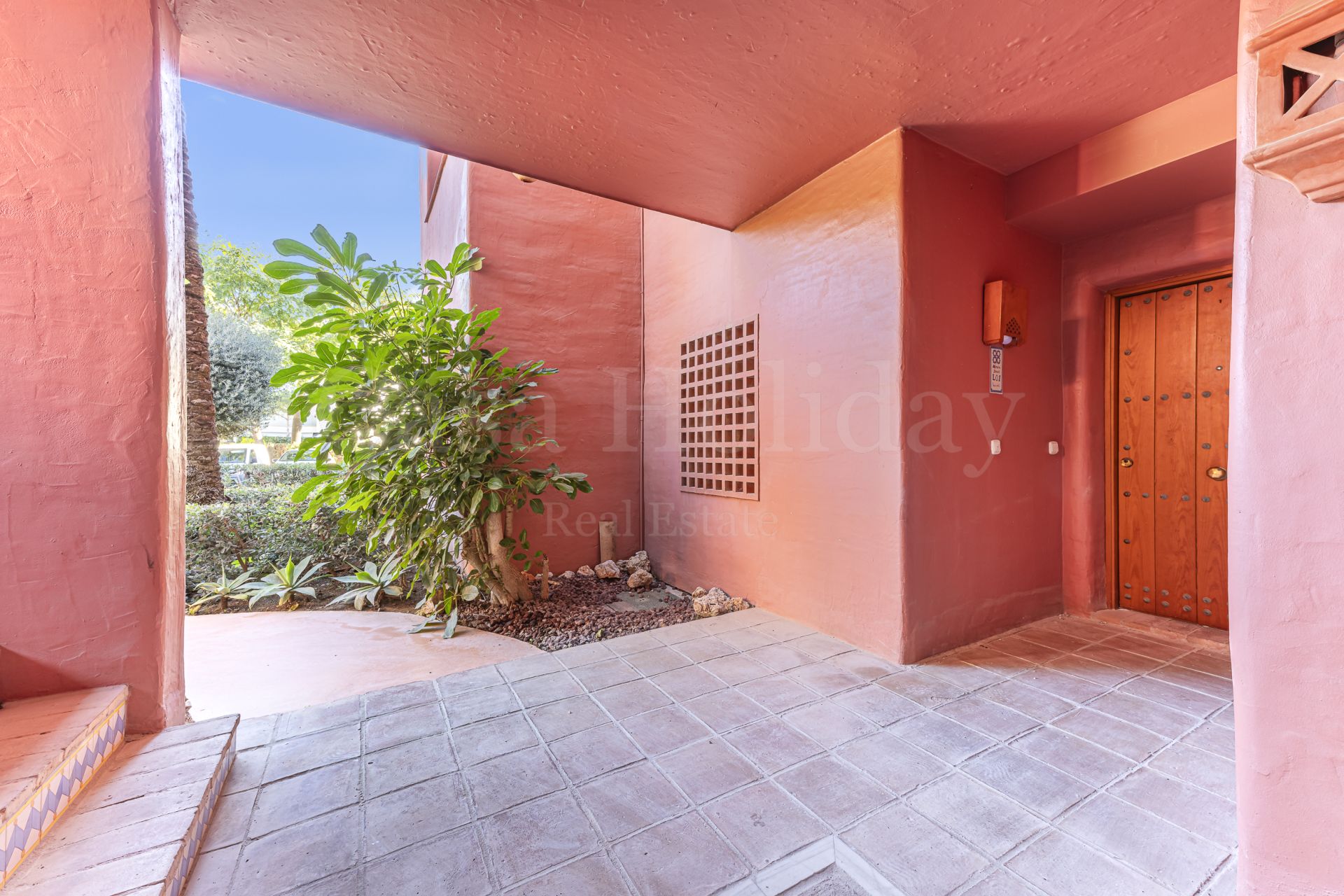 Apartamento Planta Baja en Menara Beach, Estepona