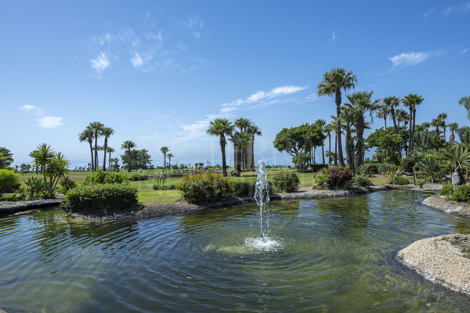 Ground Floor Apartment in Menara Beach, Estepona