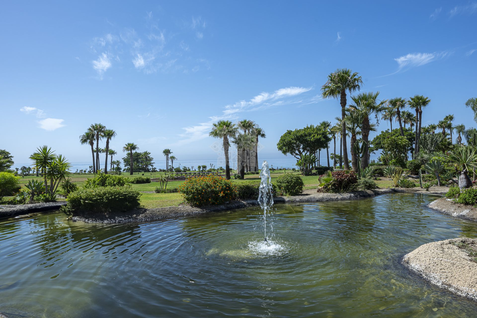 Ground Floor Apartment in Menara Beach, Estepona