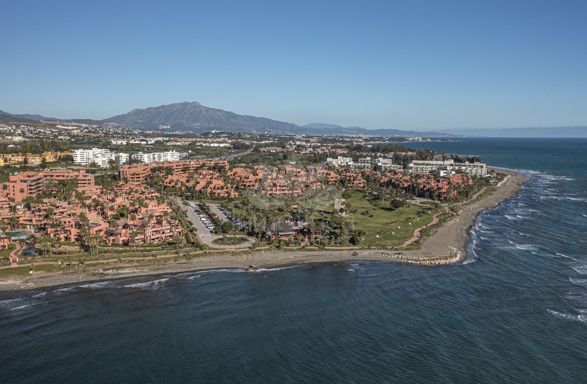 Ground Floor Apartment in Menara Beach, Estepona