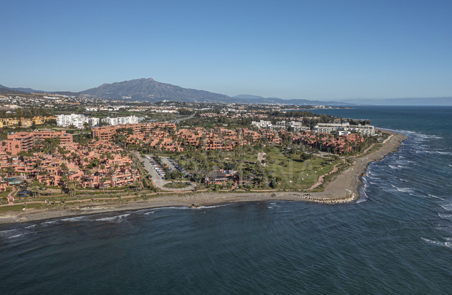 Ground Floor Apartment in Menara Beach, Estepona