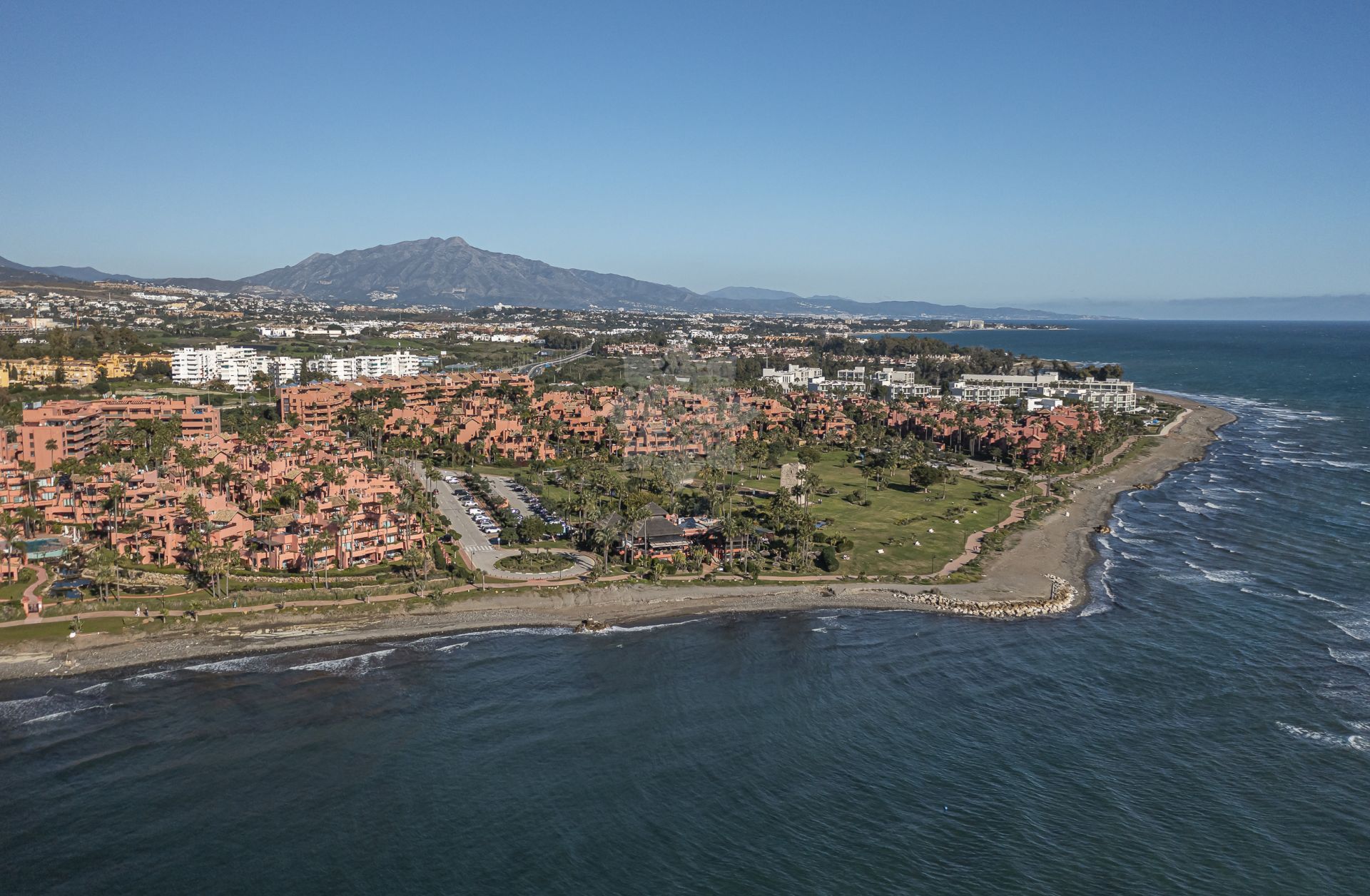 Ground Floor Apartment in Menara Beach, Estepona
