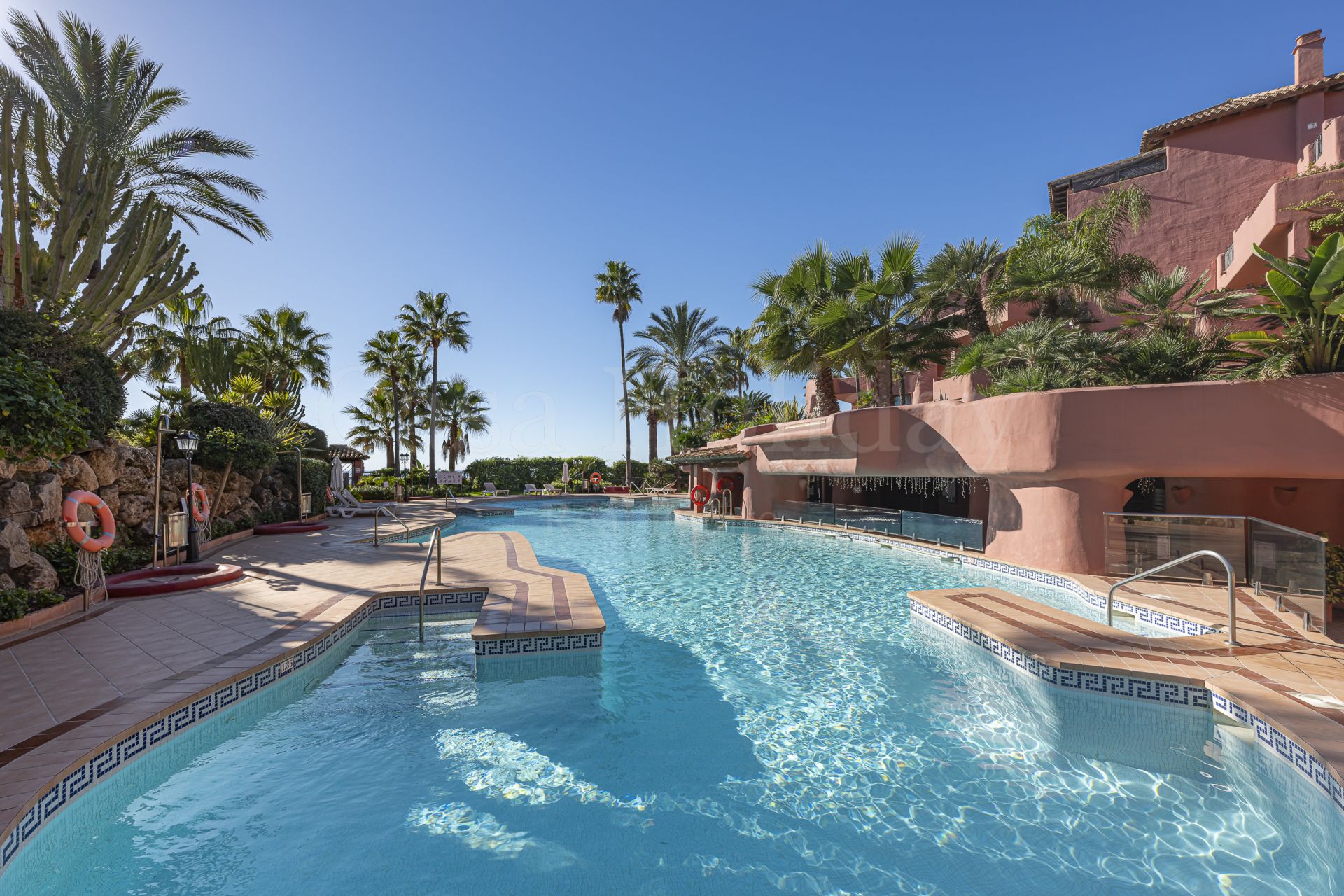 Apartamento Planta Baja en Menara Beach, Estepona