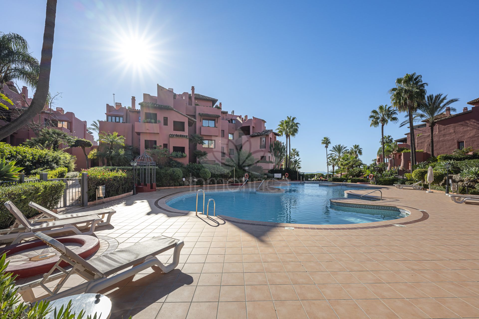 Ground Floor Apartment in Menara Beach, Estepona