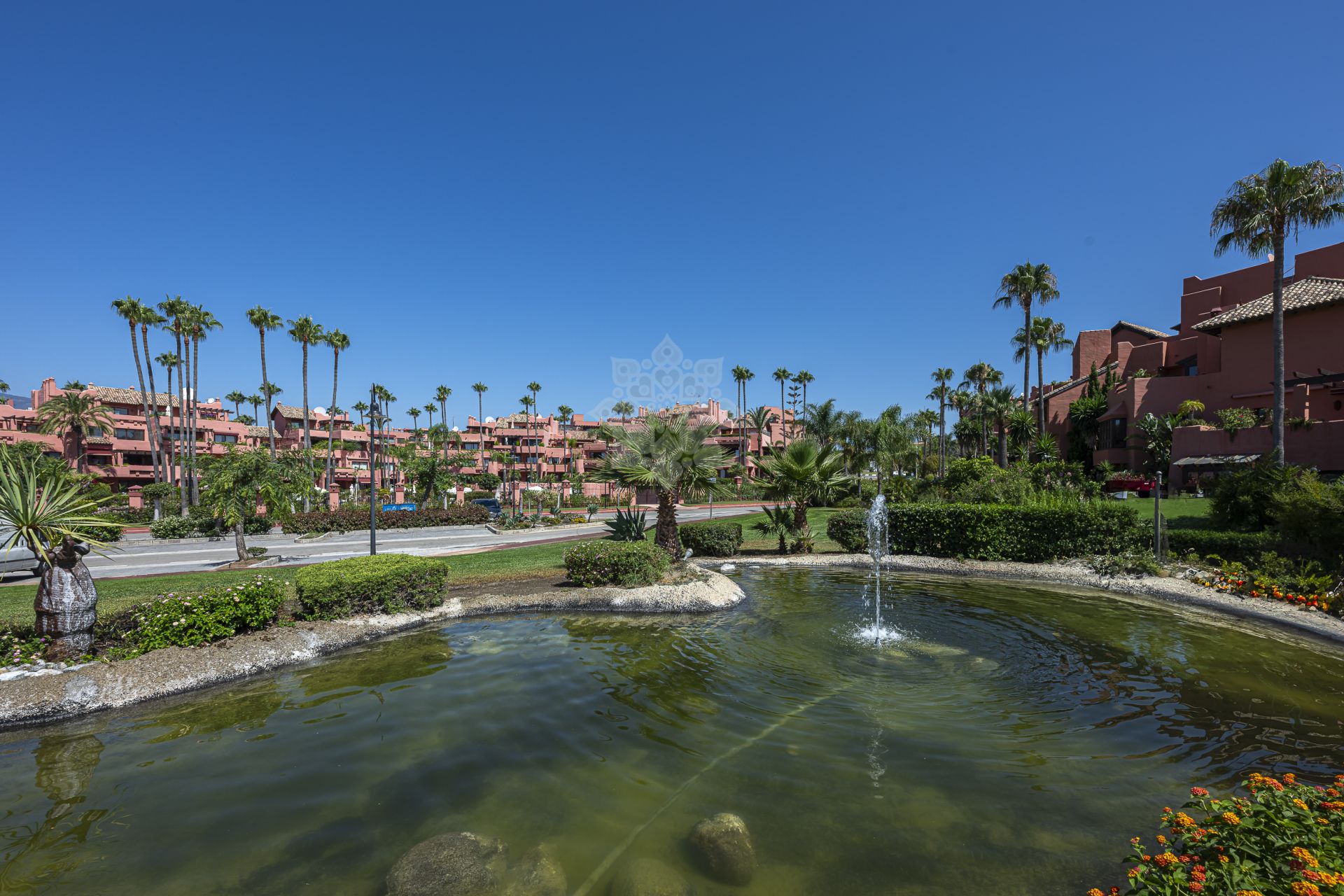 Ground Floor Apartment in Menara Beach, Estepona