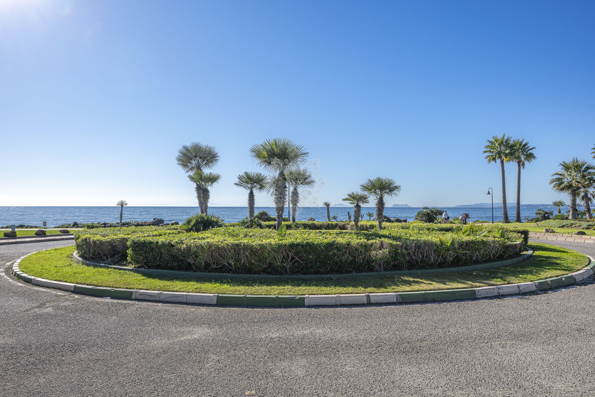 Ground Floor Apartment in Menara Beach, Estepona