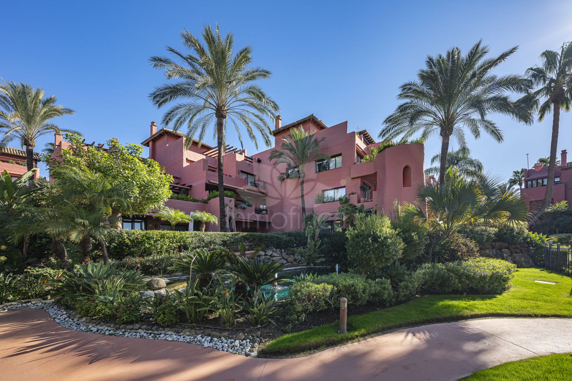 Ground Floor Apartment in Menara Beach, Estepona