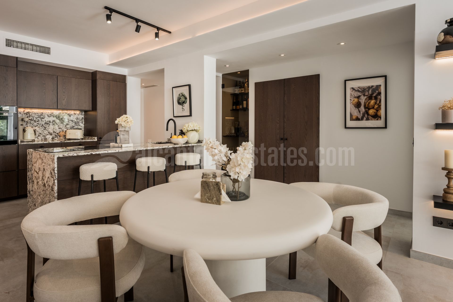 Ground Floor Apartment in La Quinta, Benahavis