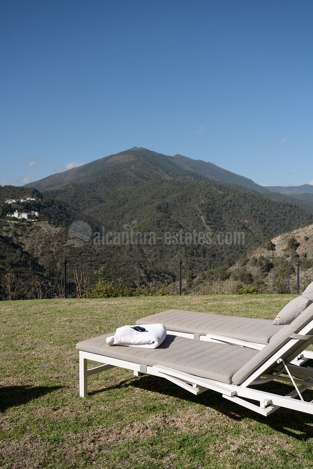 Apartamento Planta Baja en Real de La Quinta, Benahavis
