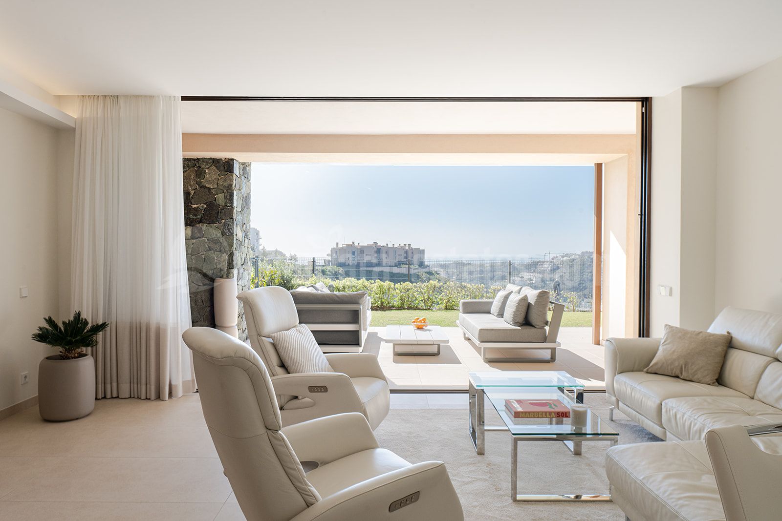 Apartamento Planta Baja en Real de La Quinta, Benahavis