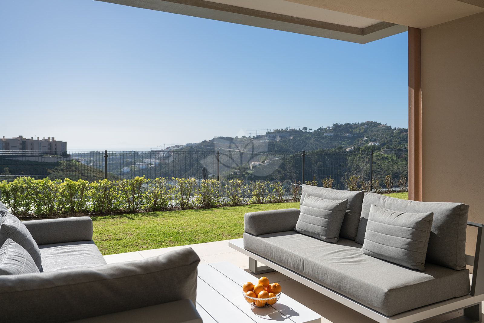 Ground Floor Apartment in Real de La Quinta, Benahavis