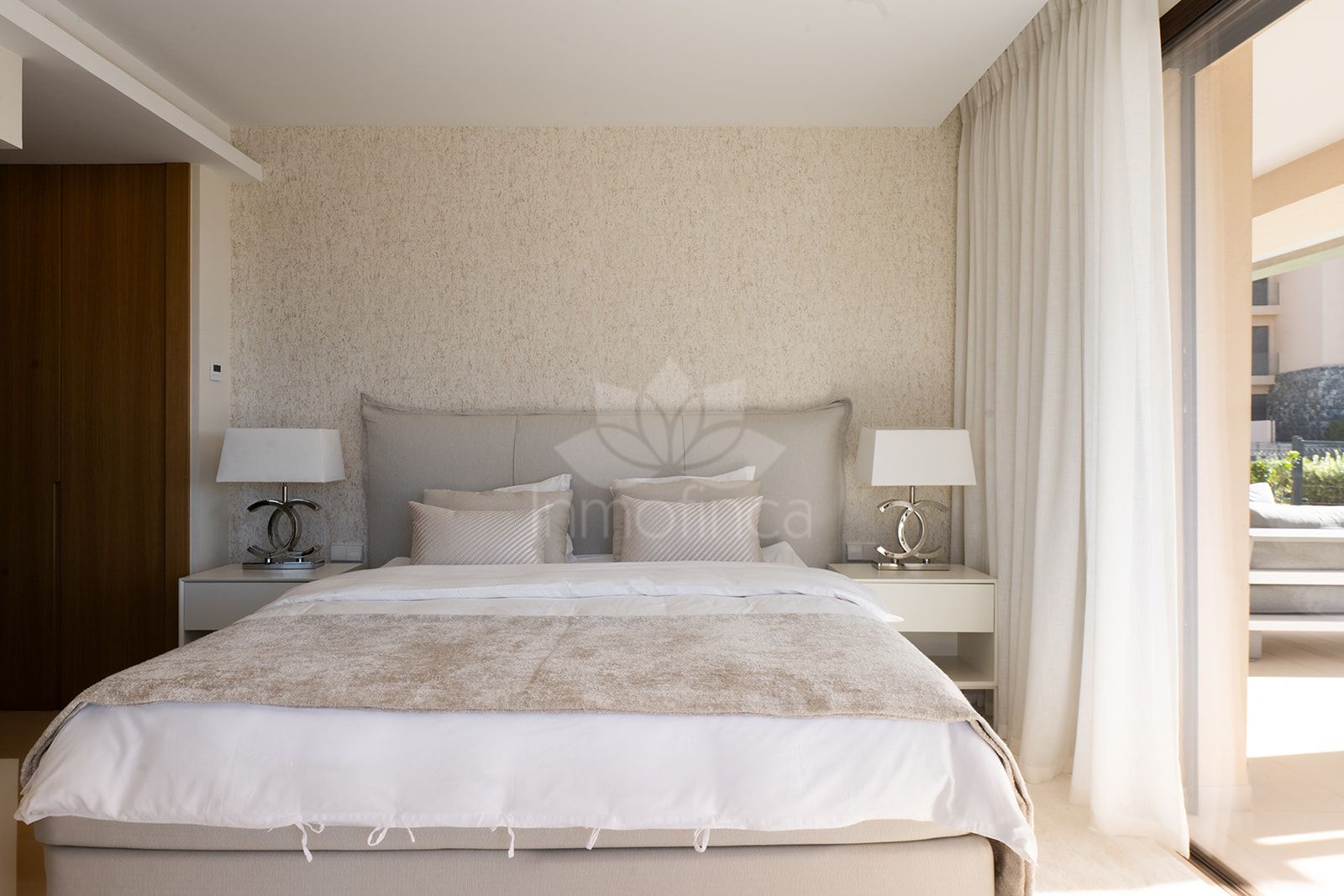 Ground Floor Apartment in Real de La Quinta, Benahavis
