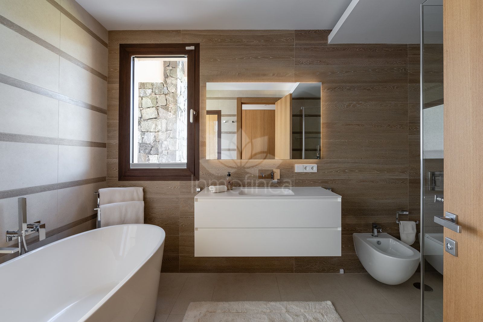 Ground Floor Apartment in Real de La Quinta, Benahavis