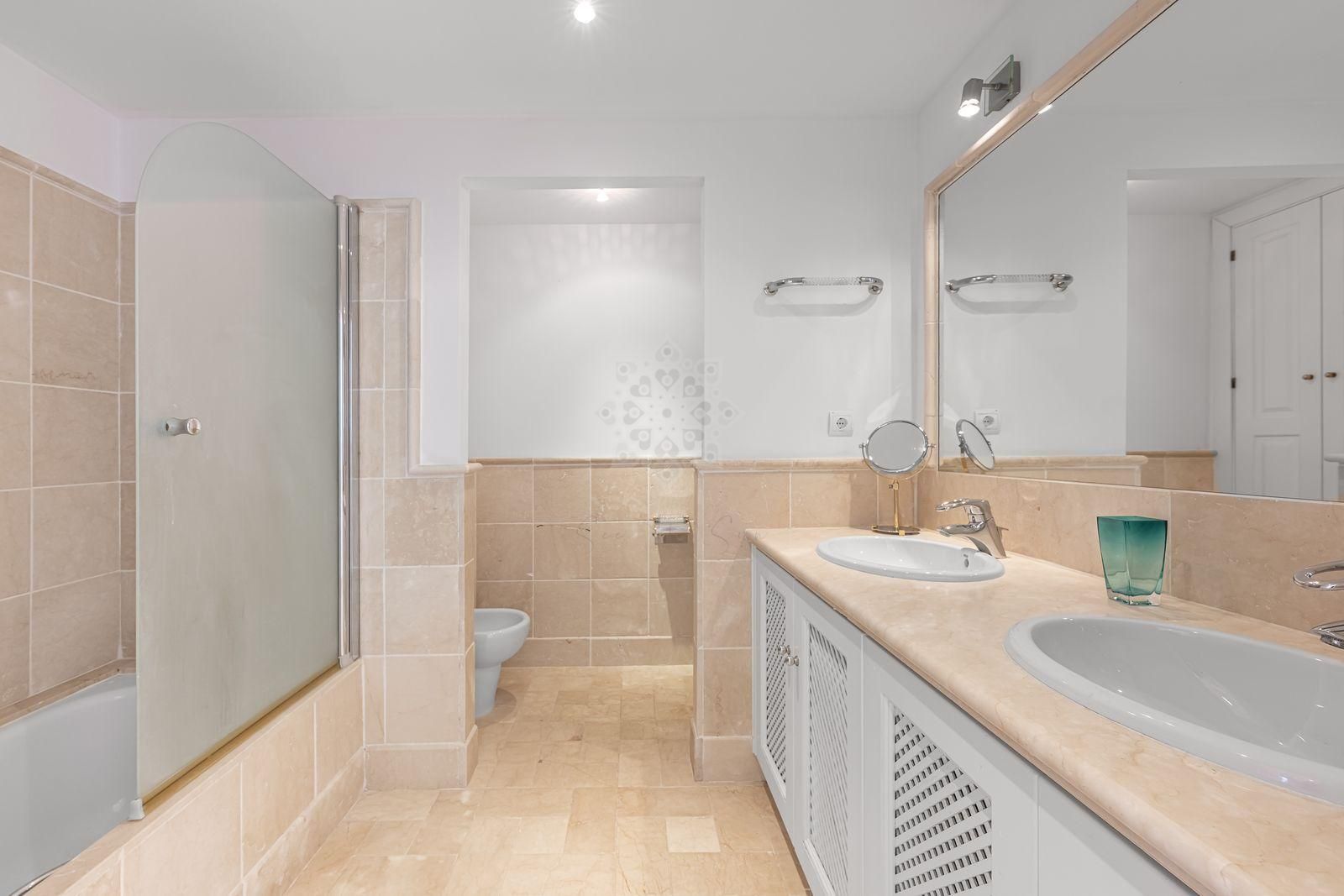 Apartment in Rio Real, Marbella