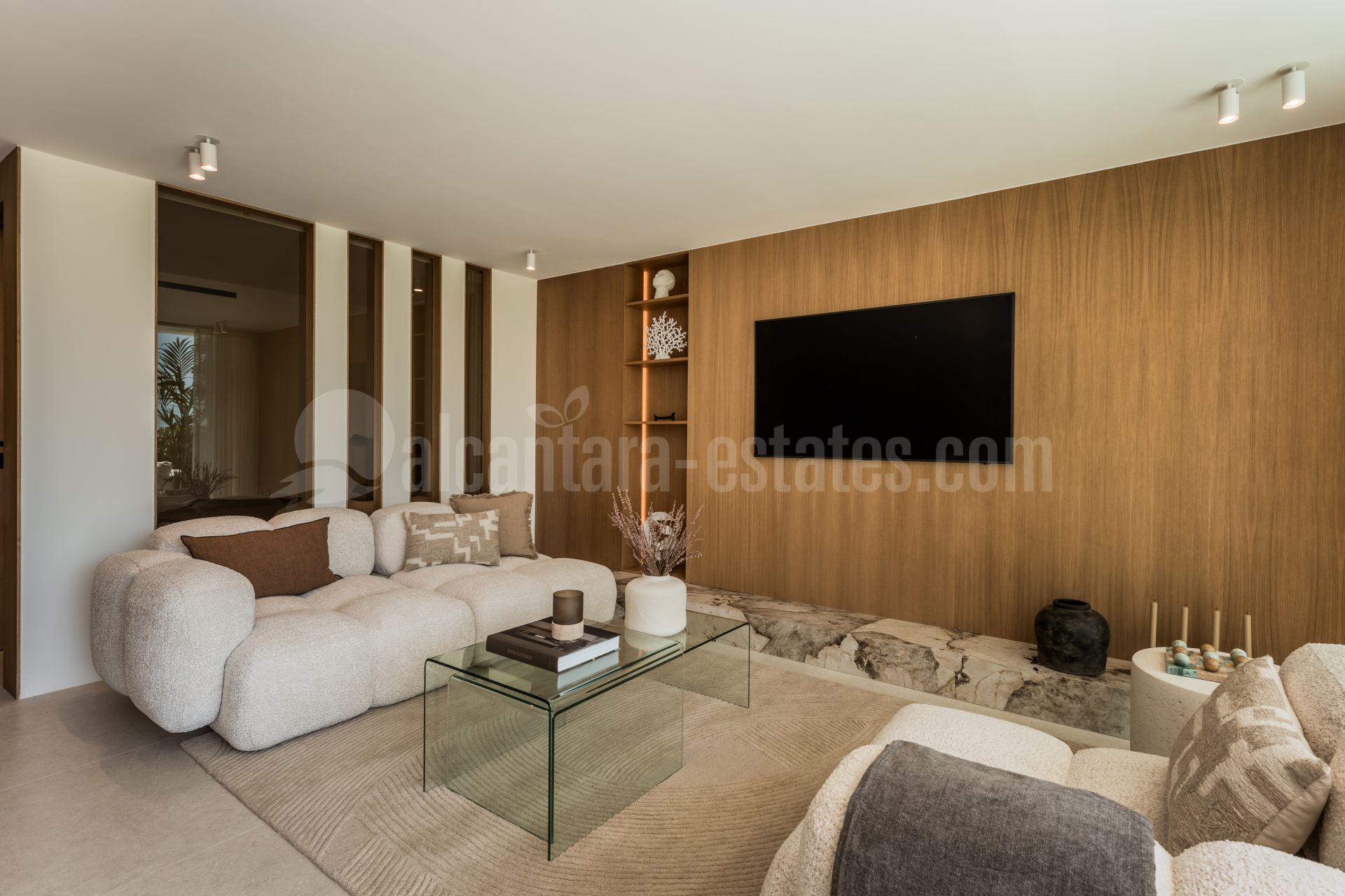 Ground Floor Apartment in Nueva Andalucia, Marbella