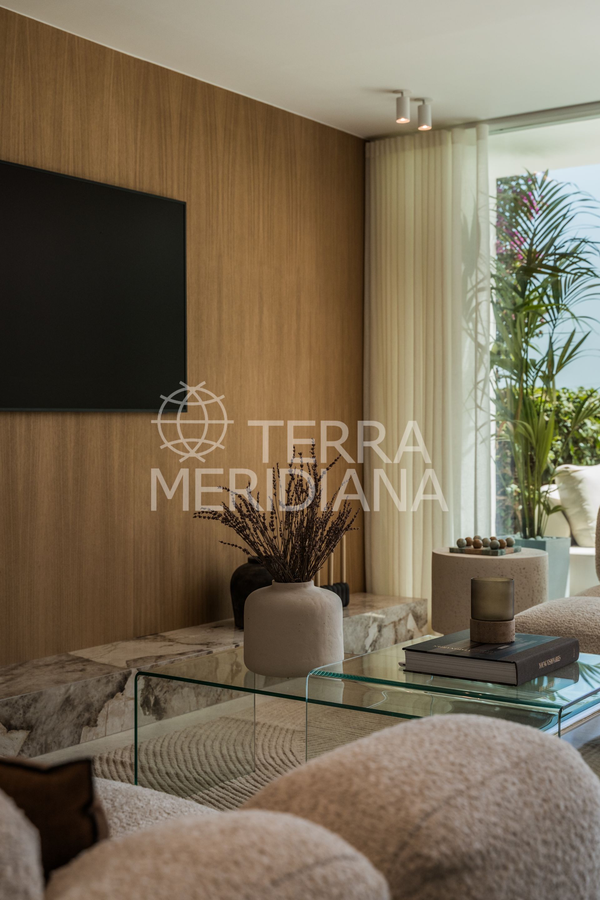 Ground Floor Apartment in Nueva Andalucia, Marbella