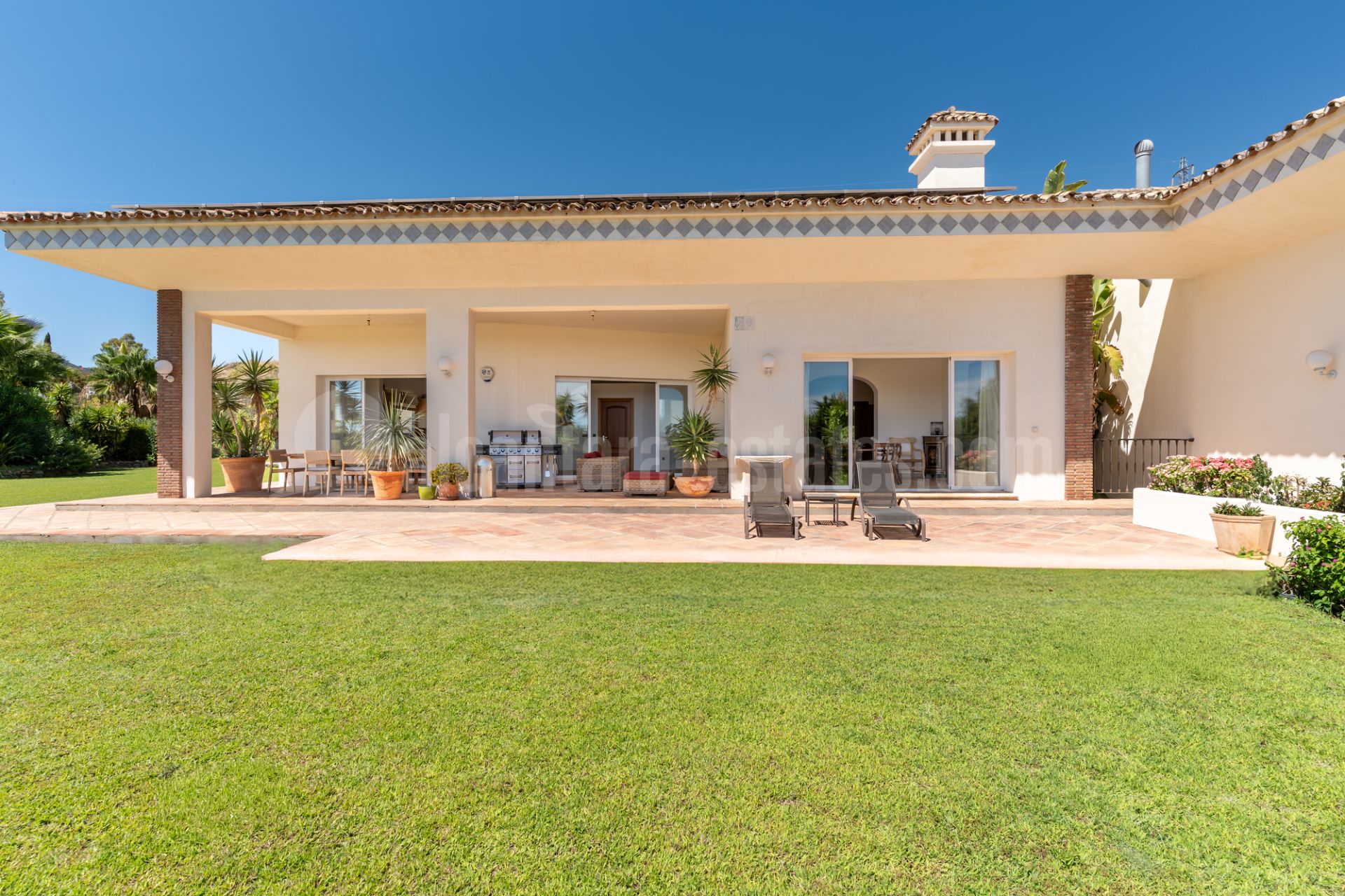 Villa en Puerto del Almendro, Benahavis