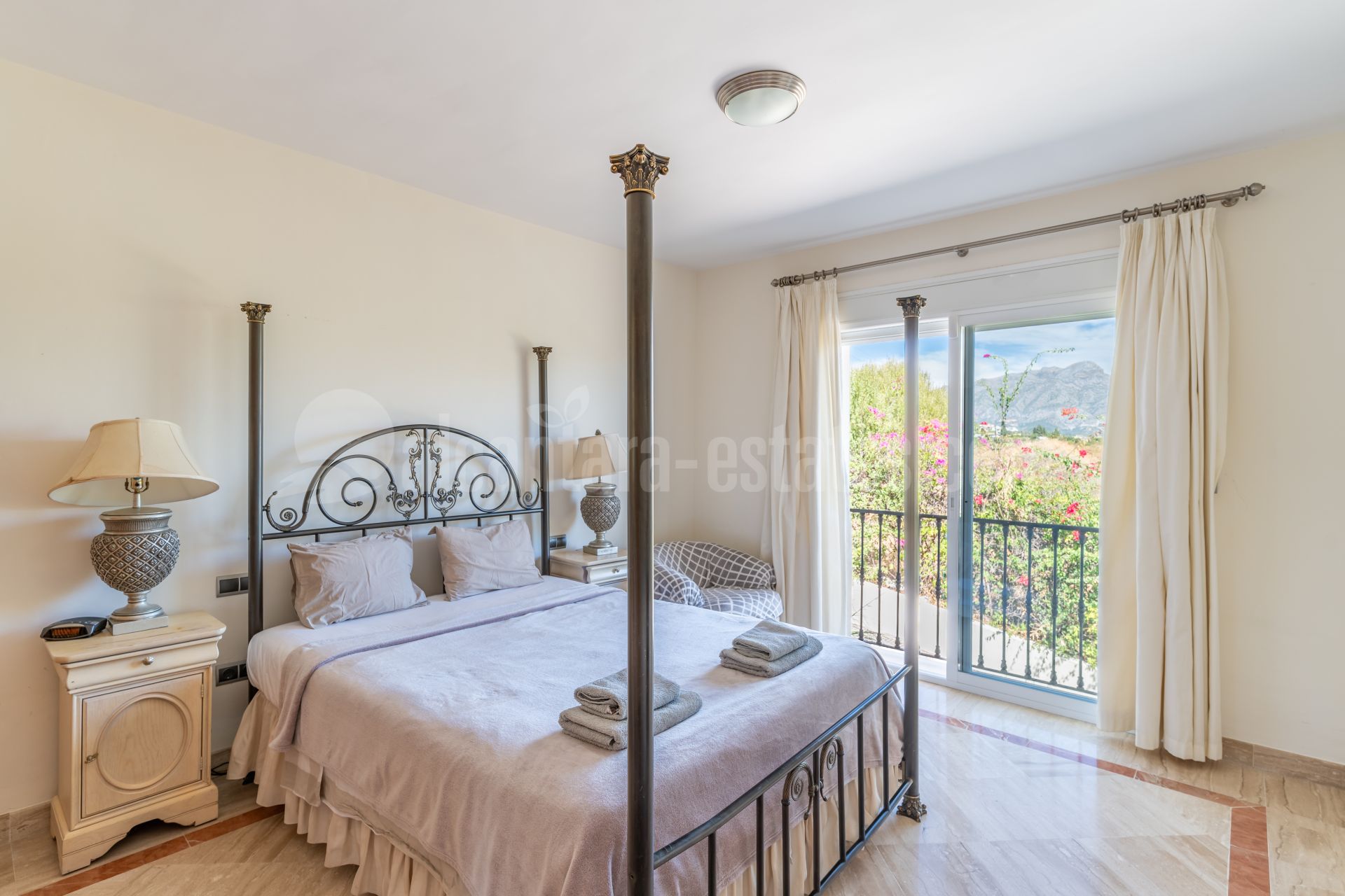 Villa en Puerto del Almendro, Benahavis