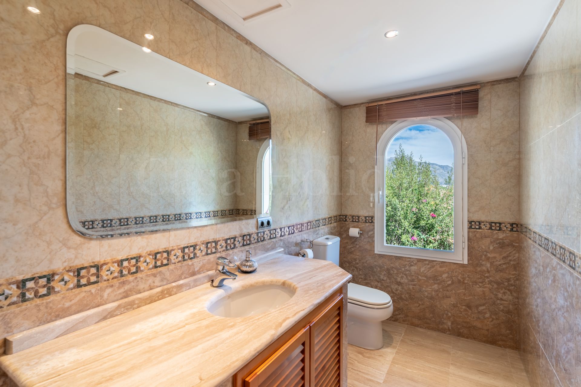 Villa en Puerto del Almendro, Benahavis