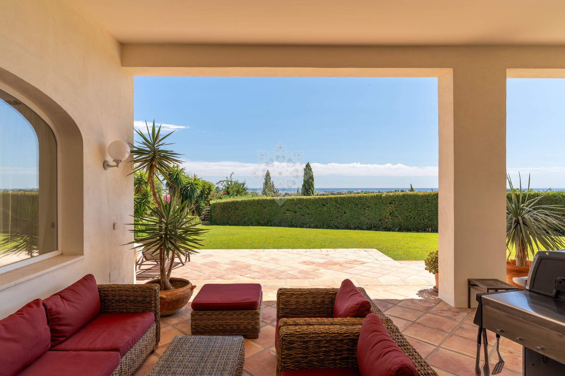 Villa in Puerto del Almendro, Benahavis