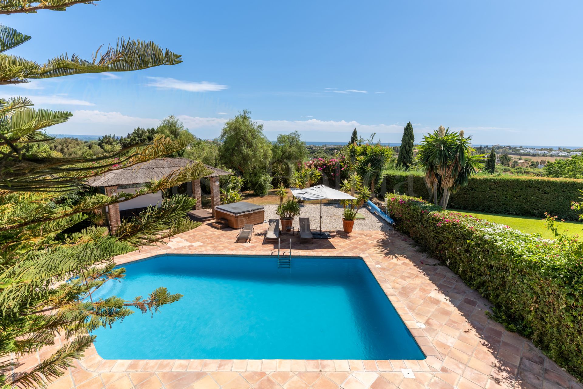 Villa en Puerto del Almendro, Benahavis