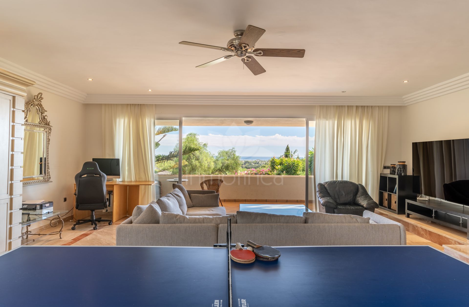 Villa en Puerto del Almendro, Benahavis