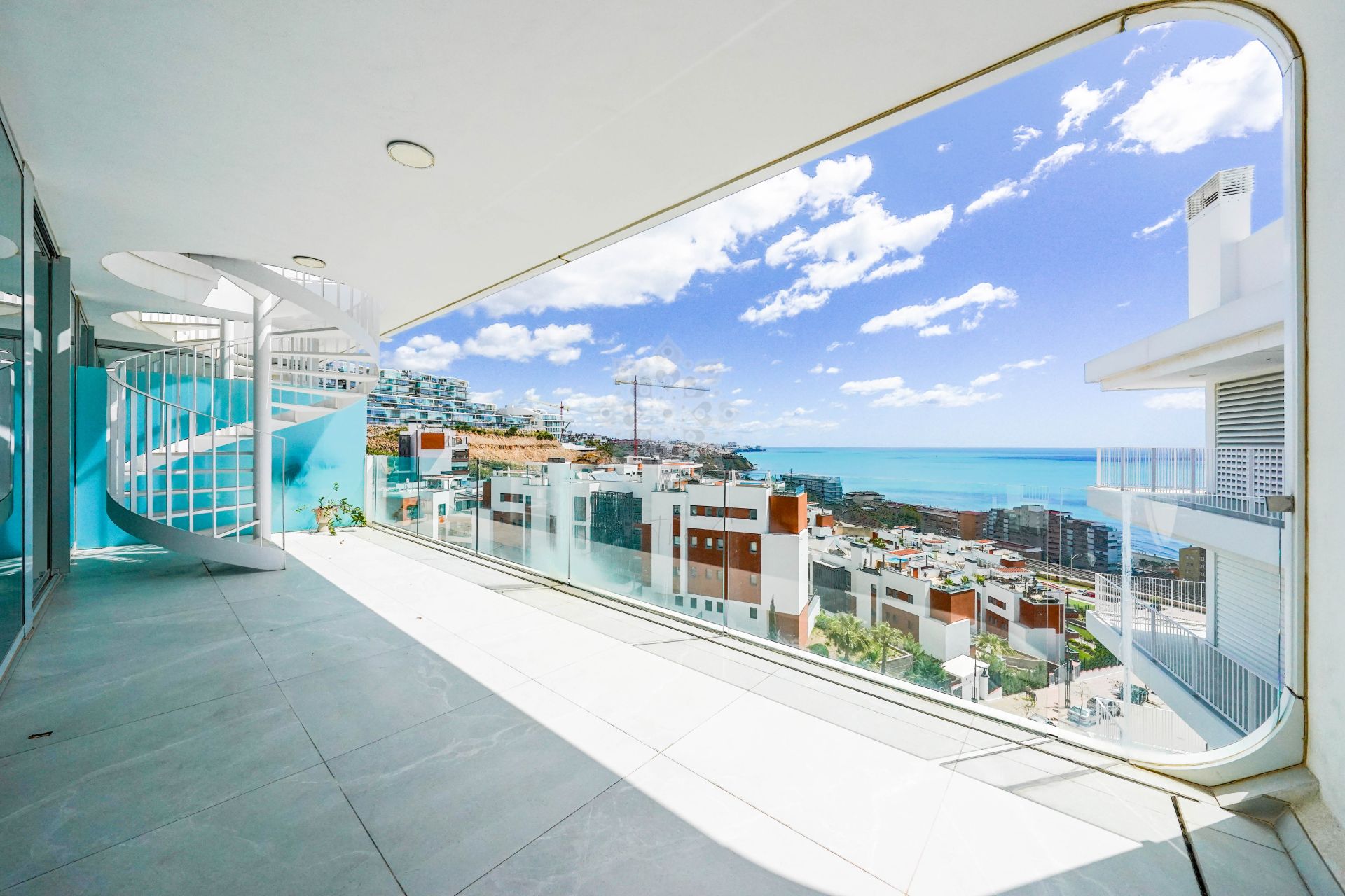 Penthouse in El Higueron, Fuengirola