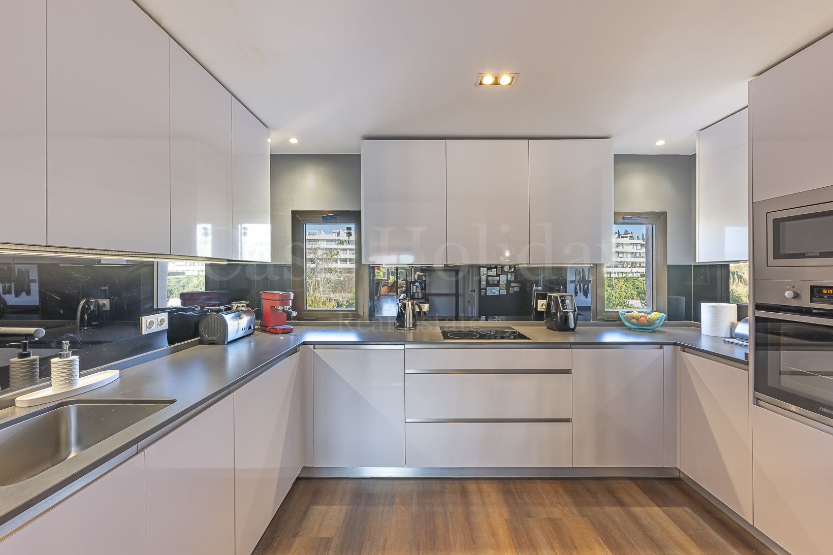 Atico Duplex en Nueva Atalaya, Estepona
