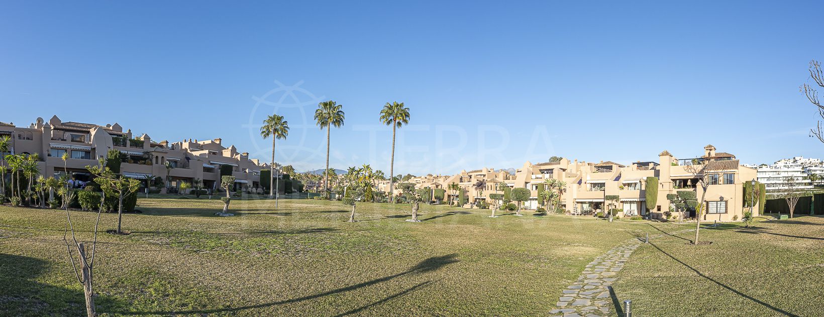 Duplex Penthouse in Nueva Atalaya, Estepona