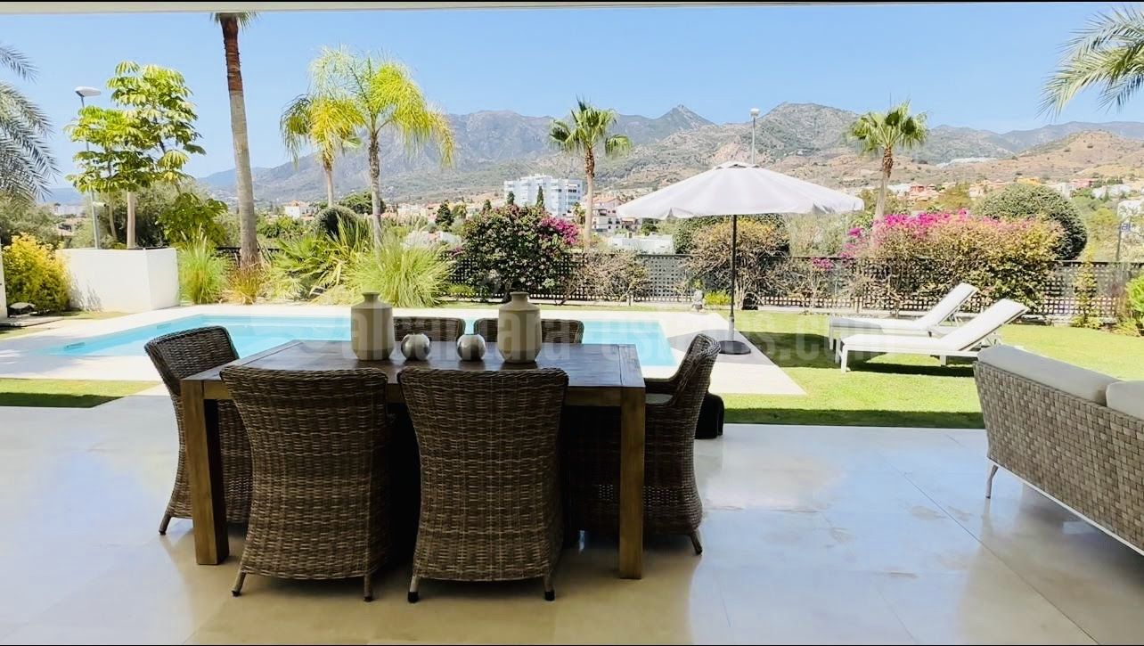 Villa en Rio Real, Marbella