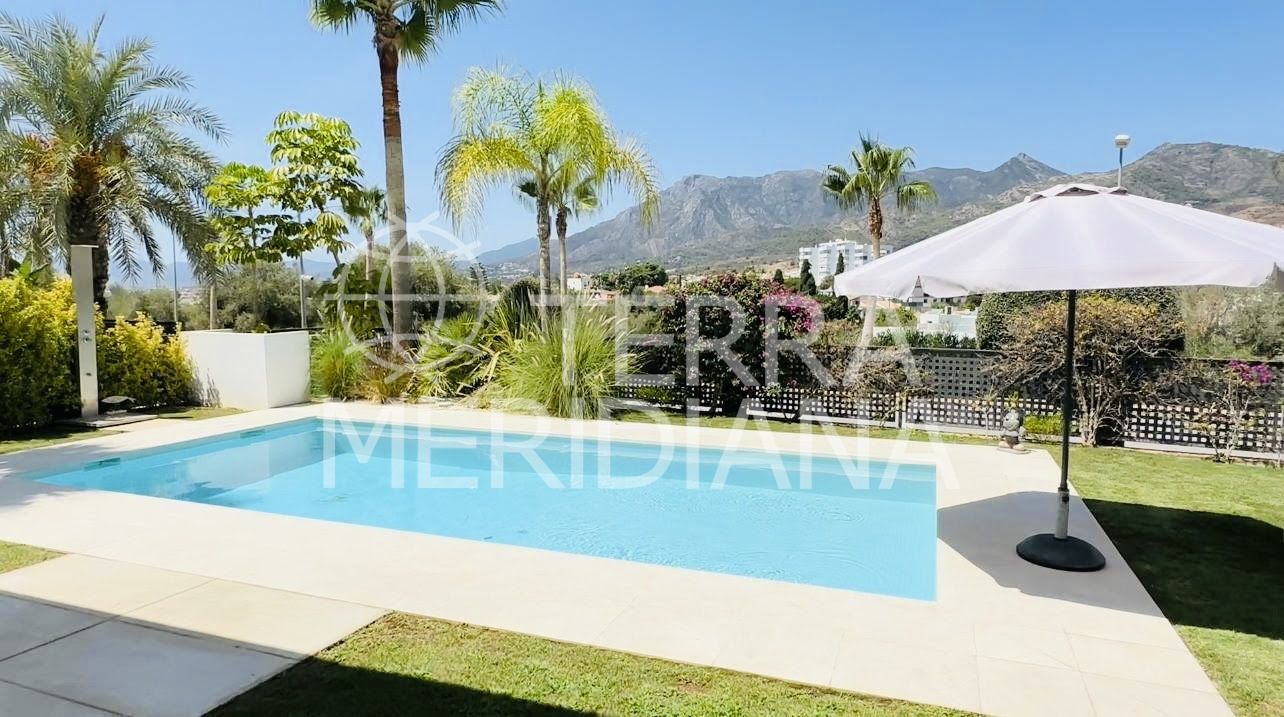 Villa in Rio Real, Marbella